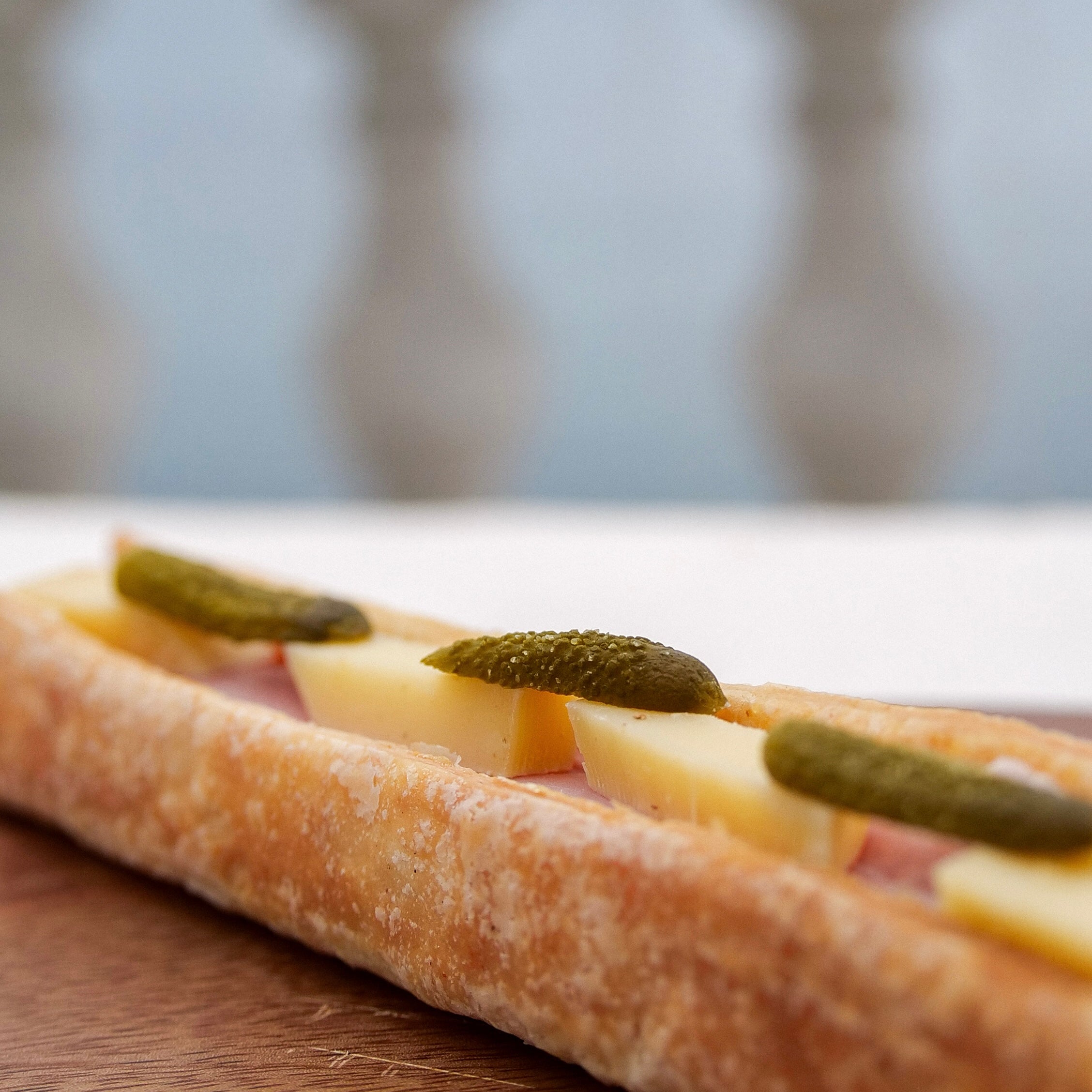 Sandwich Feuilleté Jambon- Beurre